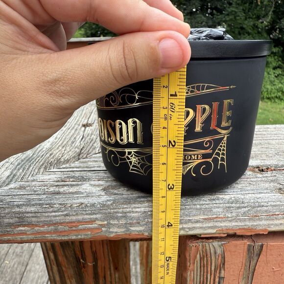 NEW DW Home Halloween Poison Apple Jar Candle 3D Skull Lid 10.3oz - Picture 5 of 6